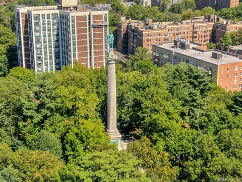 View/Area - 735 Kappock St #8F, New York, NY 10463 photo 6 of 7