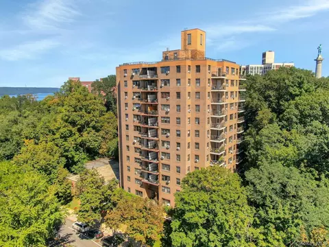 View/Area - 735 Kappock St #8F, New York, NY 10463 photo 2 of 7