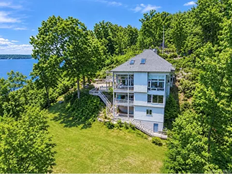 288 South Blvd, Orangetown, NY 10960
