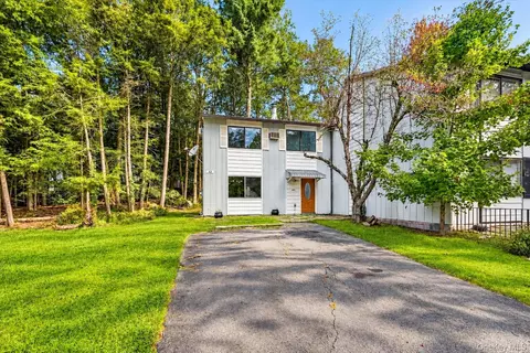42 Peter Way, Thompson, NY 12751