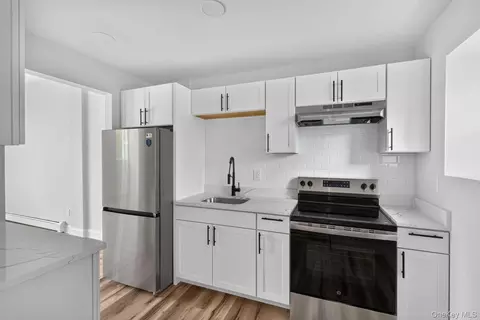 Other - 3 Waterview Est, Peekskill, NY 10566 photo 2 of 7