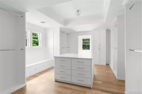 Other - 541 Split Rock Rd, Syosset, NY 11791 photo 2 of 4