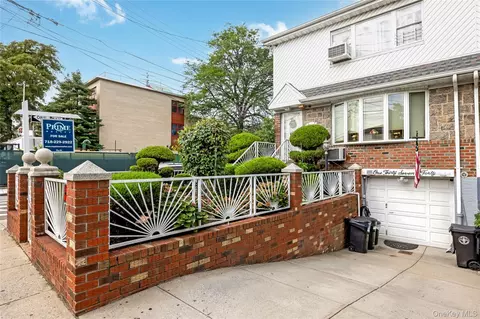 13740 Lafayette St, New York, NY 11417