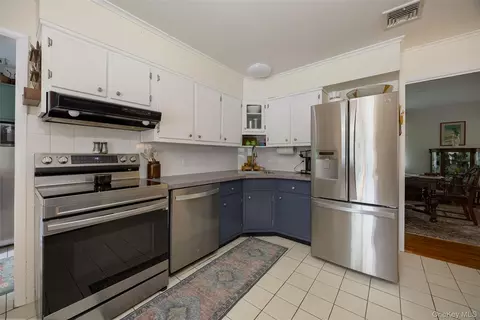 Kitchen - 79 Hapeman Hill Rd, Red Hook, NY 12571 photo 1 of 2