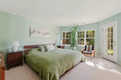Bedroom - 111 Highridge Ct, Peekskill, NY 10566 photo 1 of 4