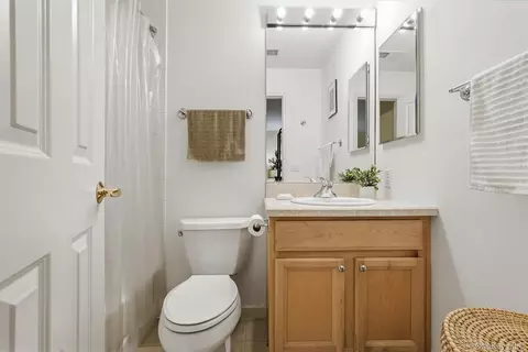 Bath - 111 Highridge Ct, Peekskill, NY 10566 photo 3 of 3