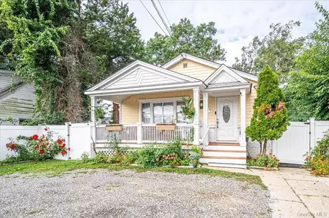 1364 5th Ave, Bay Shore, NY 11706