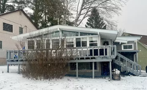 53 Lakeview Rd, Bethel, NY 12720
