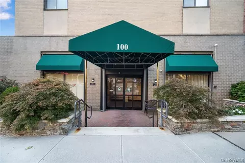 100 E Hartsdale Ave #6BE, Greenburgh, NY 10530