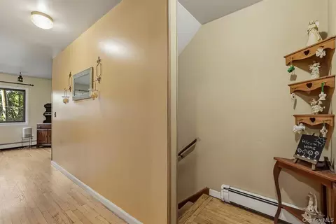 Entry Way - 17 Pemart Ave, Peekskill, NY 10566 photo 5 of 6