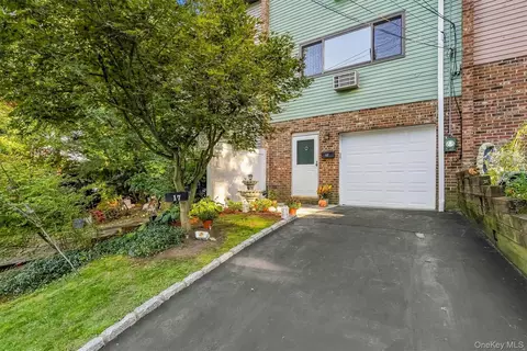 Exterior - 17 Pemart Ave, Peekskill, NY 10566 photo 2 of 6