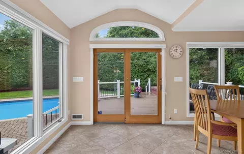 Other - 33 Phipps Ln, Plainview, NY 11803 photo 1 of 4