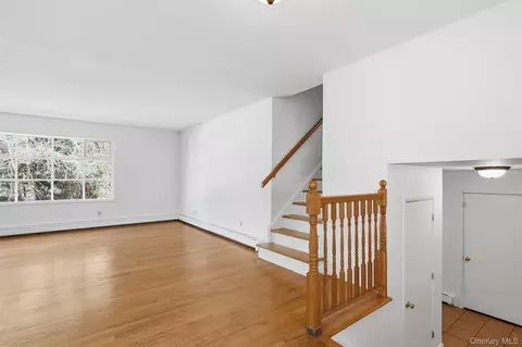 Living - 19 Miron Dr, Poughkeepsie, NY 12603 photo 6 of 8
