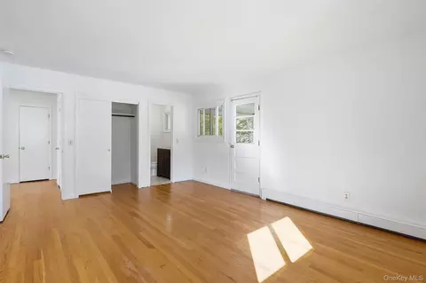 Bedroom - 19 Miron Dr, Poughkeepsie, NY 12603 photo 1 of 7