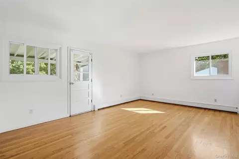 Living - 19 Miron Dr, Poughkeepsie, NY 12603 photo 7 of 8