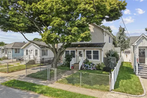 81 Wilson Ave, Amityville, NY 11701