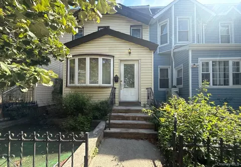 107-27 109th St, South Richmond Hill, NY 11419