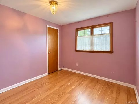Bedroom - 2 Maple Ave, Garnerville, NY 10923 photo 2 of 6