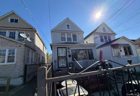 109-57 132nd St, South Ozone Park, NY 11420