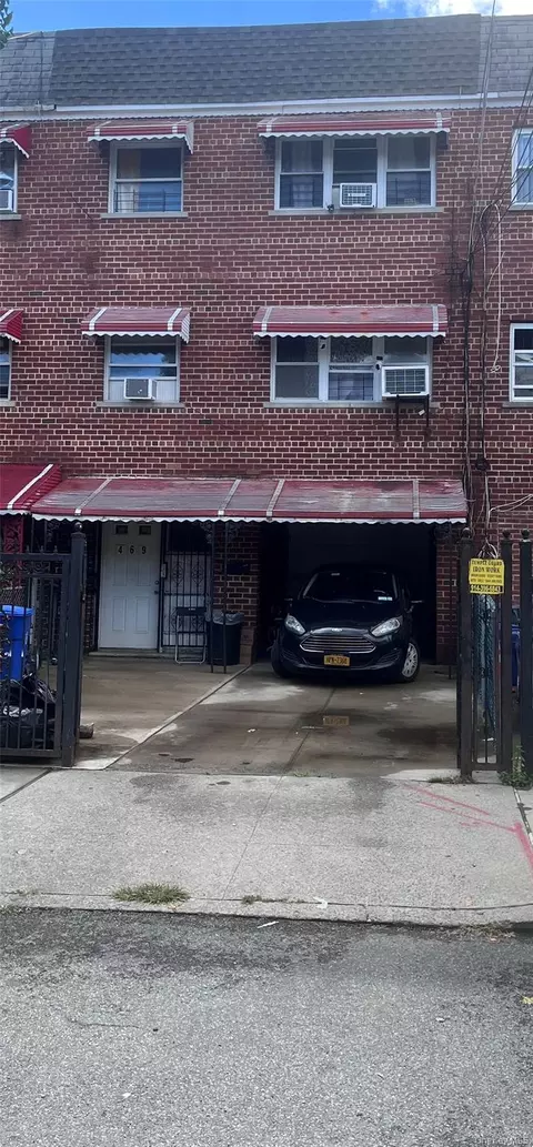 469 Commonwealth Ave, New York, NY 10473