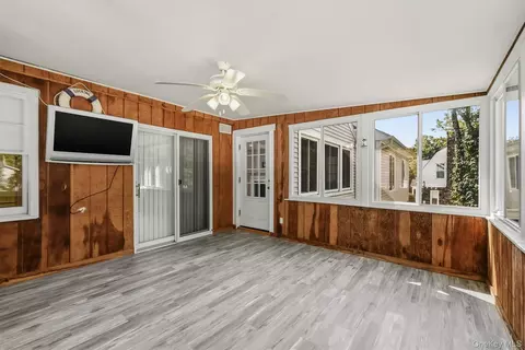 Exterior - 624 Mt View Rd, Peekskill, NY 10566 photo 2 of 5