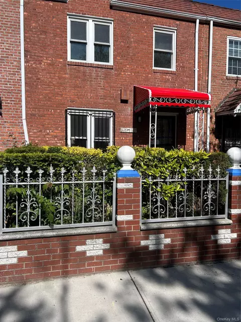 102-35 183 Pl, New York, NY 11423