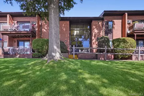 13 Brevoort Dr #2C, Ramapo, NY 10970