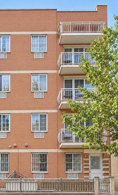 112 38ave, New York, NY 11368 photo 2