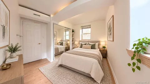 Bedroom - 141-34 79th Ave #A, Flushing, NY 11367 photo 4 of 7