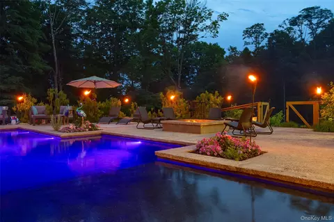 Exterior - 215 Smith Rd, Poughkeepsie, NY 12603 photo 8 of 8