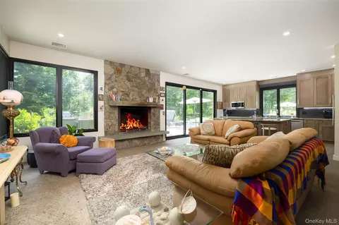 Living - 215 Smith Rd, Poughkeepsie, NY 12603 photo 1 of 1