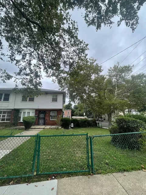114-55 144 St, Jamaica, NY 11436