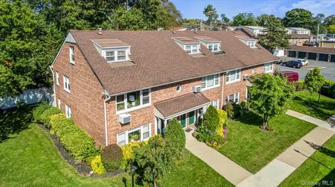 1600 Grand Ave #M1, Baldwin, NY 11510