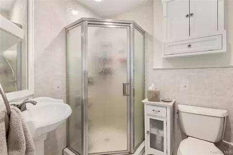 Bath - 124 Smith Ave, Islip, NY 11751 photo 1 of 2