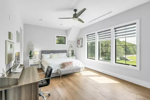 Other - 712 Hubbard Ave, Riverhead, NY 11901 photo 4 of 12