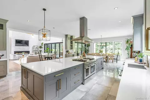 Kitchen - 712 Hubbard Ave, Riverhead, NY 11901 photo 2 of 2