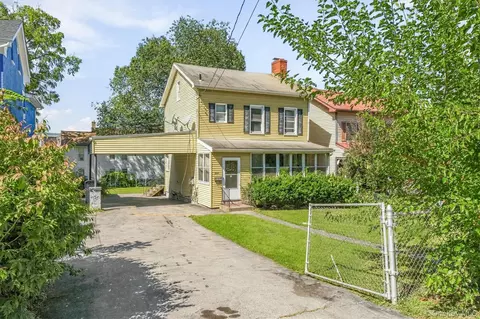 Exterior - 102 Delafield St, Poughkeepsie, NY 12601 photo 2 of 5