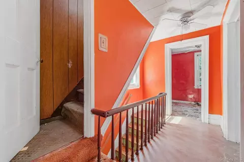 Entry Way - 102 Delafield St, Poughkeepsie, NY 12601 photo 4 of 4