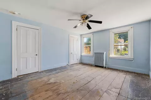 Bedroom - 102 Delafield St, Poughkeepsie, NY 12601 photo 2 of 3