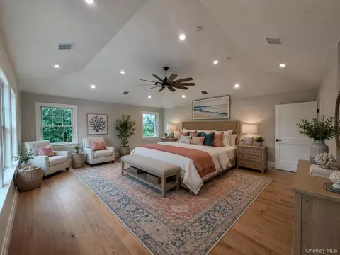 Bedroom - 25 Jareds Path, Brookhaven, NY 11719 photo 1 of 3
