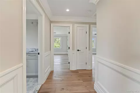 Entry Way - 25 Jareds Path, Brookhaven, NY 11719 photo 5 of 6