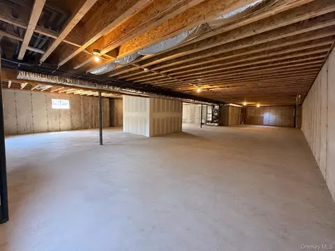 Other - 25 Jareds Path, Brookhaven, NY 11719 photo 12 of 13