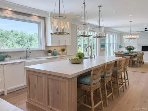 Kitchen - 25 Jareds Path, Brookhaven, NY 11719 photo 3 of 6