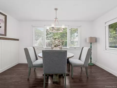 Dining - 66 Fairmount St, Valley Stream, NY 11580 photo 1 of 1