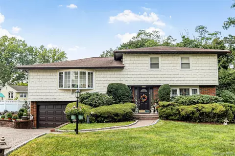 43 Nimitz Pl, Yonkers, NY 10710