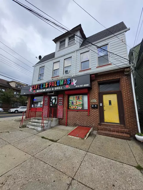 111 Crescent Pl, Yonkers, NY 10704