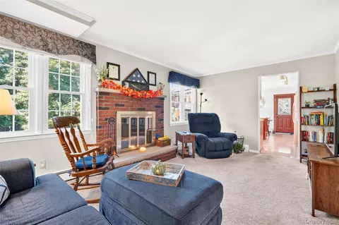 Other - 4 Wayne Dr, Poughkeepsie, NY 12601 photo 3 of 6