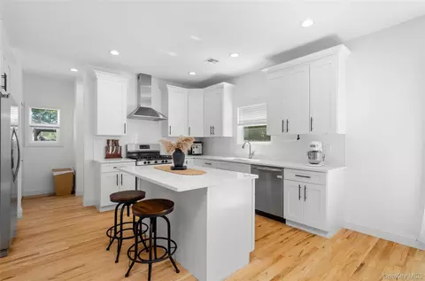 Kitchen - 44 James St, Patchogue, NY 11772 photo 1 of 4