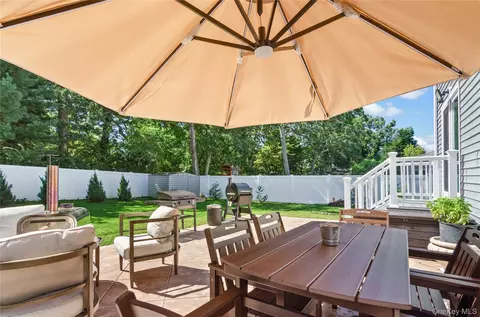 Exterior - 44 James St, Patchogue, NY 11772 photo 6 of 9