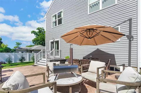 Exterior - 44 James St, Patchogue, NY 11772 photo 7 of 9